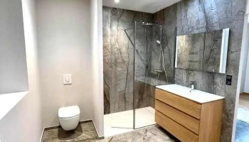 Sasu bastianel Sandro carreleur mosaïste et applicateur de résine epoxy décorative - Clairac