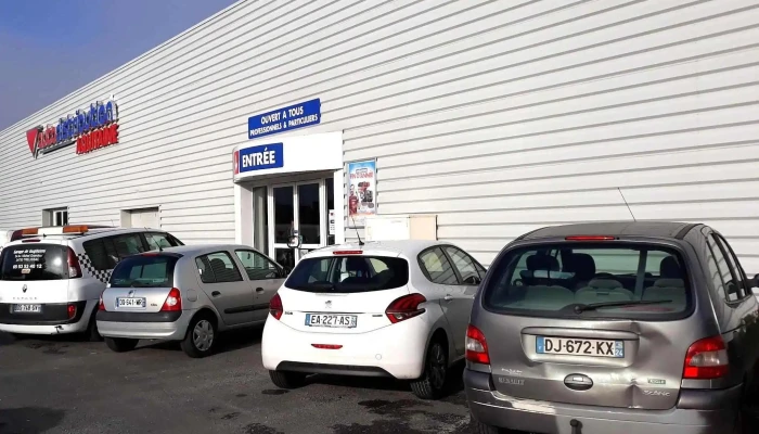 Autodistribution -  Magasin De Pieces De Rechange Automobiles - Boulazac Isle Manoire