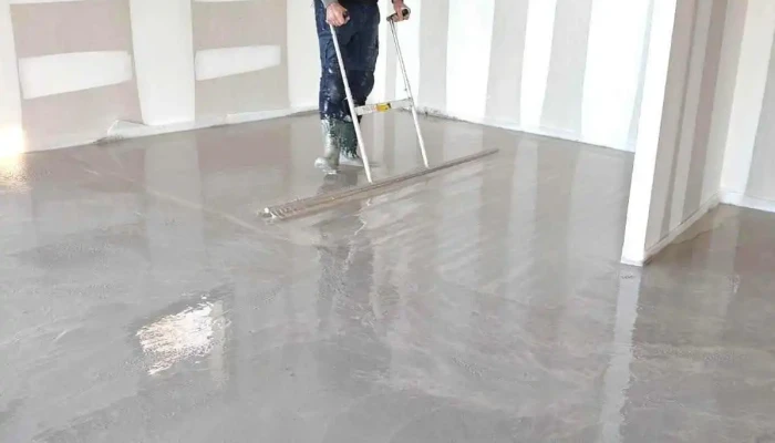 Cedric Ducos chape liquide carrelage - France