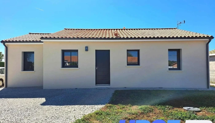 Constructions Sm - 16110 La Rochefoucauld-En-Angoumois