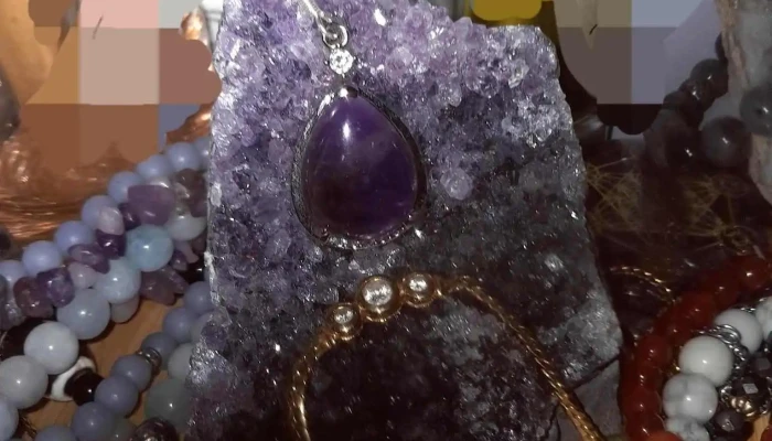 France Mineraux Interieur - Boutiers-saint-trojan