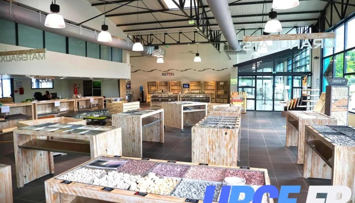Groupe Daniel -    Dragage Du Pont De Lescar   Showroom Interieur - Lescar