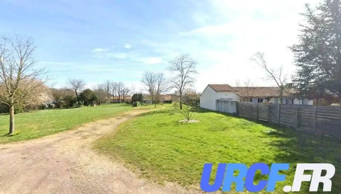 Idek - 86800 Vienne