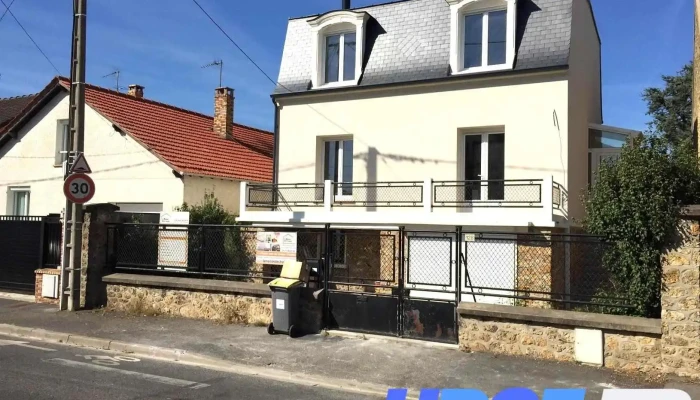La Maison Des Travaux - Vaires Sur Marne - 77360 Vaires-Sur-Marne