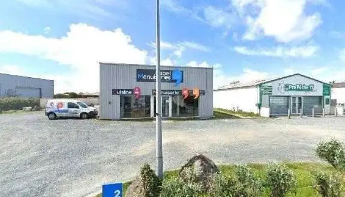 Label Menuiseries La Rochelle -    Fenetres Aluminium Pvc Et Bois Street View Et 360deg - Angoulins