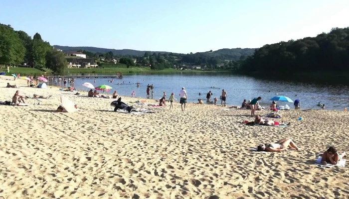Lac De Chateauneuf La Foret Opinions - Châteauneuf-la-forêt
