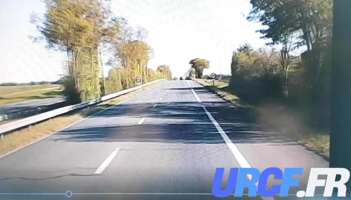 Locamat -    Abm 86 Poitiers   Chariots Elevateurs Toyota Bt Mini Pelles Cat Videos - Jaunay-marigny