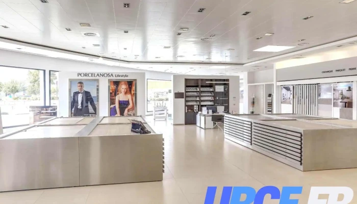 Porcelanosa Poitiers -  Interieur - Chasseneuil-du-poitou