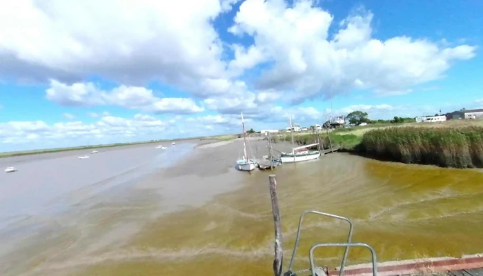 Port De Charron Corps De Garde -  Street View Et 360deg - Charron